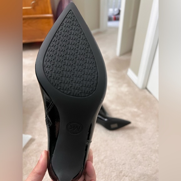 *New* Michael Kors ‘Alina’ flex booties - size 6 - Picture 8 of 8